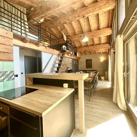Chalet Le Petit Nicolas, Jacuzzi, Vue Mont Blanc Chamonix Exterior foto